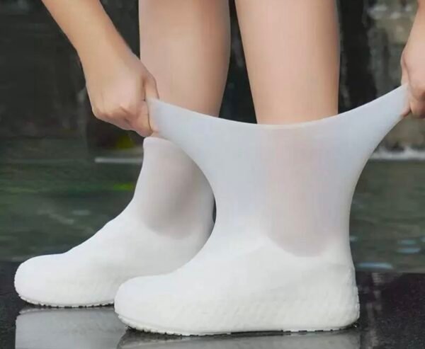 Couvre-chaussures imperméables en latex épais – Antidérapants et résistants à l’usure – Image 3